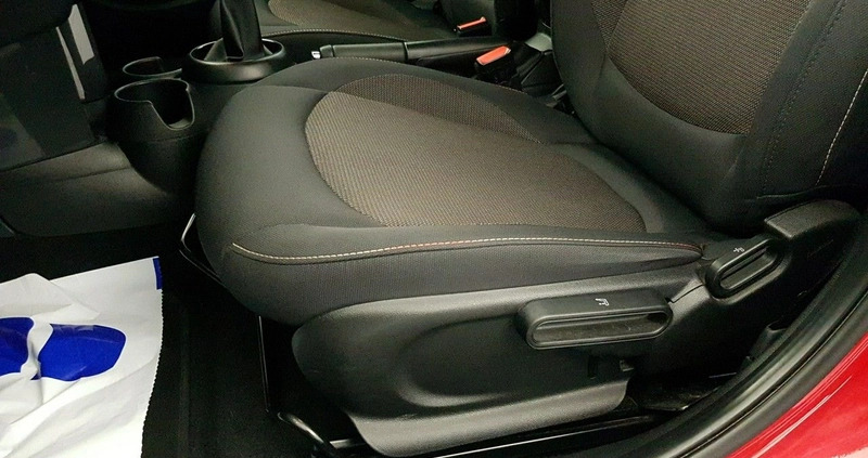 MINI Cooper cena 85900 przebieg: 31000, rok produkcji 2022 z Międzyzdroje małe 596